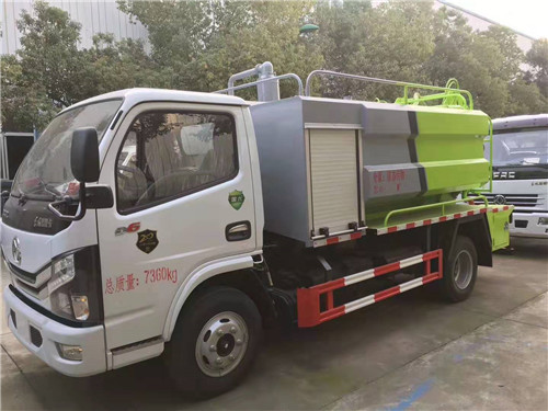 國六東風(fēng)小多利卡清洗吸污車兩用車清水箱2方，污水4方