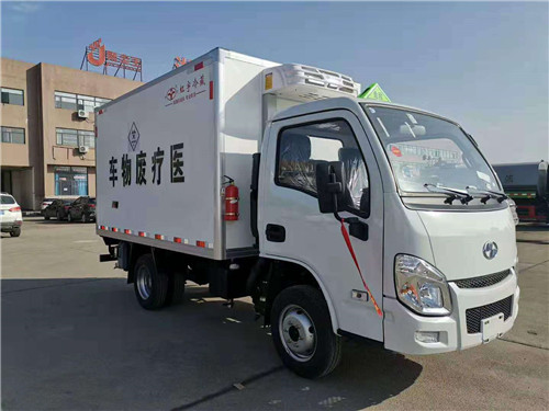 躍進小福星國六3.2米醫(yī)療廢物轉運車
