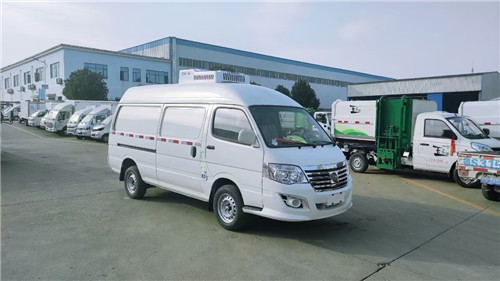 比克新能源純電動冷藏車極智冷藏、一路領(lǐng)鮮可上京牌