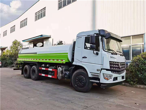 國六東風專底后雙橋灑水車，最后2臺5月1號之前的證，現(xiàn)車，不受稅改