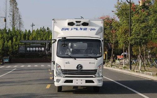 陜汽輕卡手動(dòng)擋藍(lán)牌冷藏車(chē)廠家直銷(xiāo)，價(jià)格優(yōu)惠