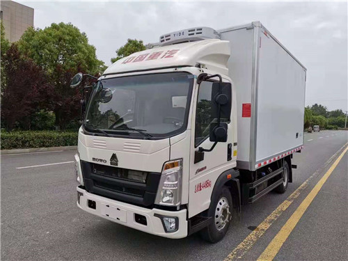 豪沃藍牌國六濰柴冷藏車專用底盤不超重，有現車，隨提隨走！