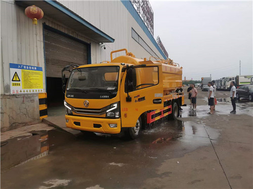 國六東風9+3方清洗吸污車，實車公告，上戶無憂