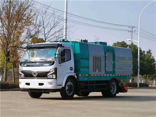 國六東風大福瑞卡后置滾掃吸塵車