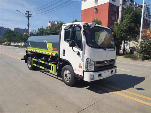 福田時代領航H2 5方灑水車廠家直銷，價格優(yōu)惠