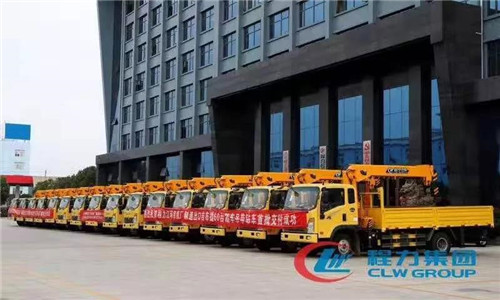 程力多用途隨車吊穩(wěn)居國內(nèi)領(lǐng)先地位。
