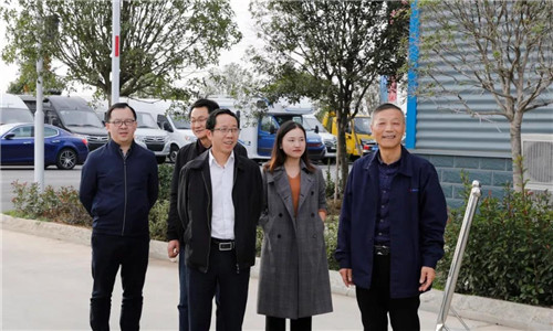 本期要聞：湖北省政府研究室黨組成員、副主任劉月純帶隊(duì)赴程力集團(tuán)調(diào)研指導(dǎo)工作