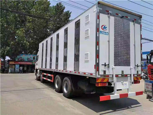 東風(fēng)多利卡D9雛禽運輸車圖片