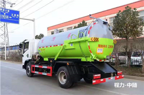 國(guó)六東風(fēng)多利卡8方吸污車(chē) (3).jpg