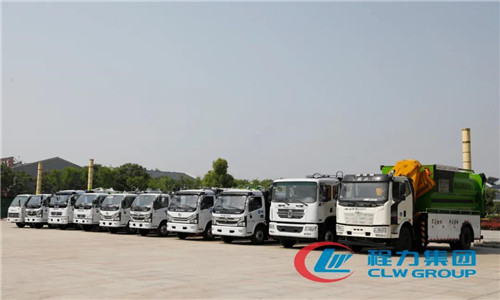  程力吊裝壓縮垃圾車專業(yè)廠，以科技創(chuàng)新為先導(dǎo)，吊裝壓縮垃圾車系列產(chǎn)品一舉成為網(wǎng)紅產(chǎn)品。