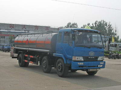 解放18方化工液體運(yùn)輸車(chē)