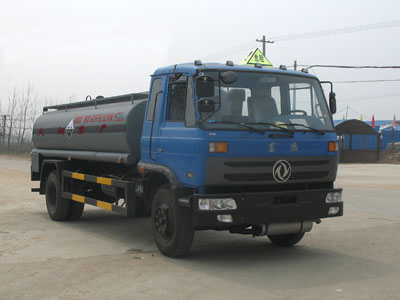 東風(fēng)10噸化工液體運(yùn)輸車(chē)