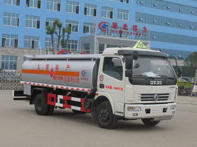 9立方加油車(chē)