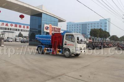 國四東風(fēng)福瑞卡掛桶式垃圾車