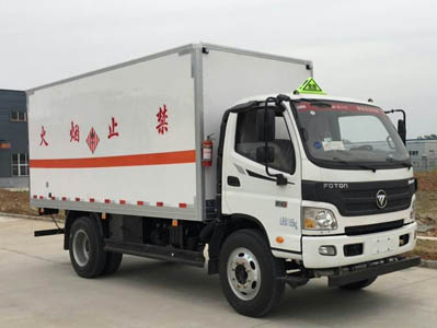 國(guó)五歐馬可廂長(zhǎng)5.1易燃固體廂式運(yùn)輸車(chē)